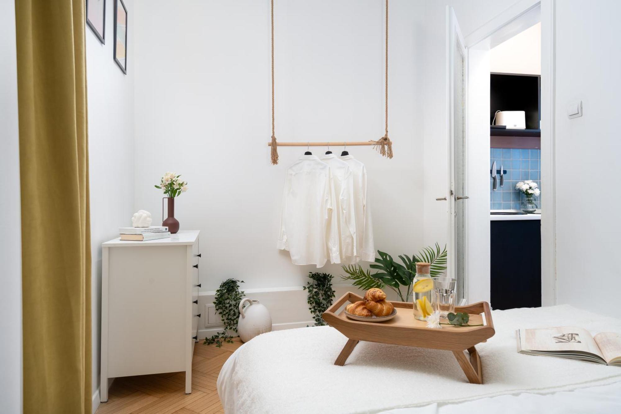 Apartamento Little Paris By Urbanesq Bucarest Exterior foto