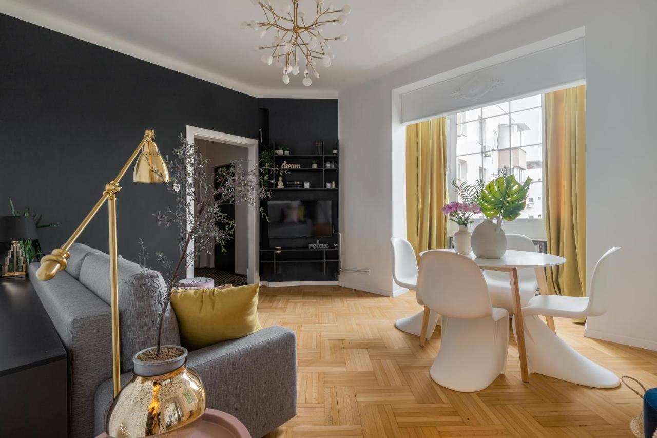 Apartamento Little Paris By Urbanesq Bucarest Exterior foto